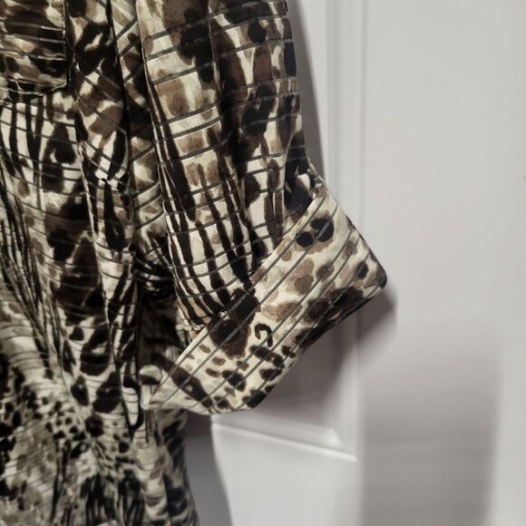 Rebecca Malone Brown Black Cream Animal Print V-Neck Blouse 3/4 Sleeve Size 1X - Picture 10 of 11